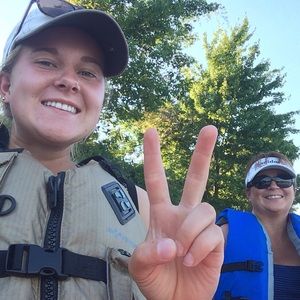 Meet your Posher, Mel